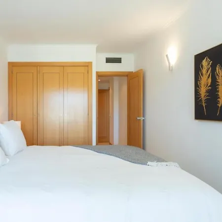 Apartman Snazzy Varandas Do Castelo By Garvetur One Bedroom Sleeps 2 Persons *