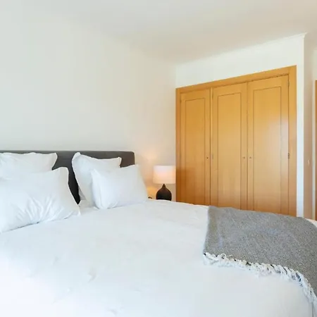 Snazzy Varandas Do Castelo By Garvetur One Bedroom Sleeps 2 Persons Апартаменты Албуфейра