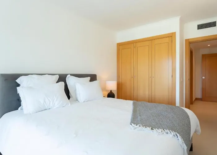 Snazzy Varandas Do Castelo By Garvetur One Bedroom Sleeps 2 Persons Apartamento Albufeira